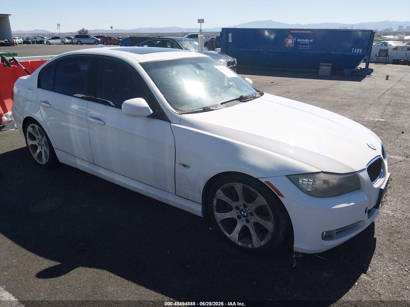 2009 BMW 3er VIN WBAPM77589NL86709 IAAI salvage auction — NORMAL WEAR, Clear (Nevada), sold $275 on 2026-07-24 (photo 1)
