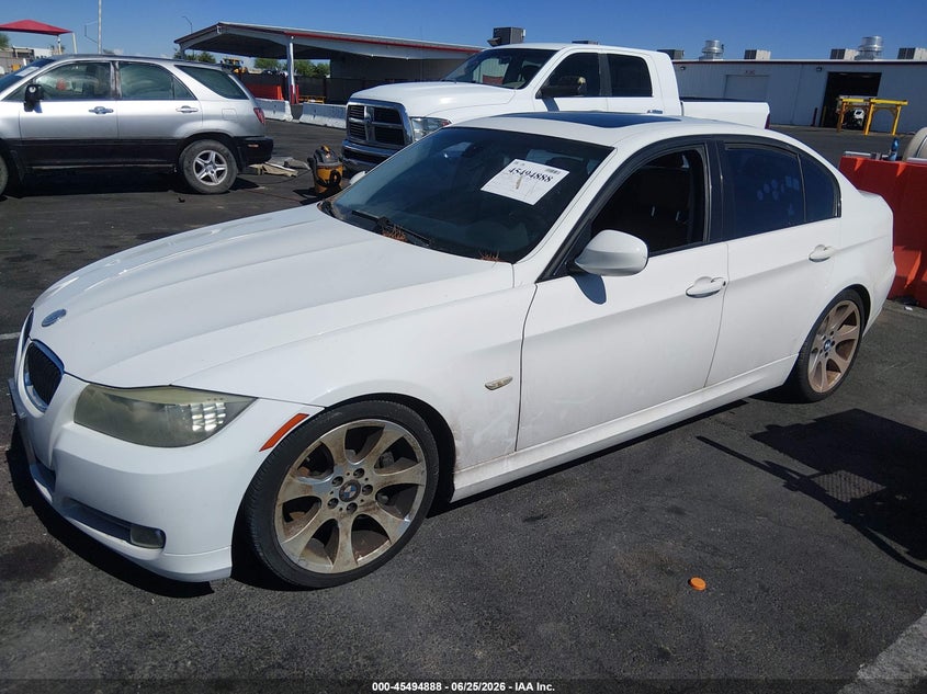 2009 BMW 3er VIN WBAPM77589NL86709 IAAI salvage auction — NORMAL WEAR, Clear (Nevada), sold $275 on 2026-07-24 (photo 2)