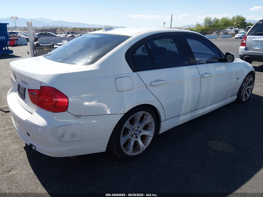 2009 BMW 3er VIN WBAPM77589NL86709 IAAI salvage auction — NORMAL WEAR, Clear (Nevada), sold $275 on 2026-07-24 (photo 4)