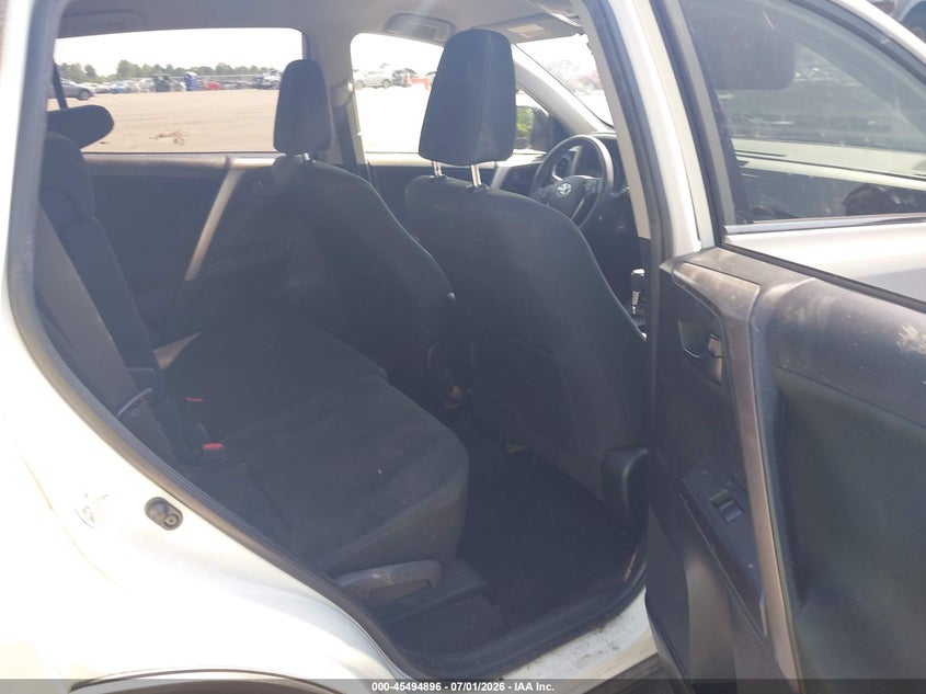 2018 Toyota Rav 4 VIN JTMBFREV8JJ728015 IAAI salvage auction — REAR END, Salvage Title, sold $25 on 2026-07-22 (photo 8)