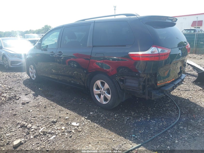 2017 Toyota Sienna VIN 5TDKZ3DC1HS898699 IAAI salvage auction — REAR END, Salvage Title, sold $10,050 on 2026-07-29 (photo 3)