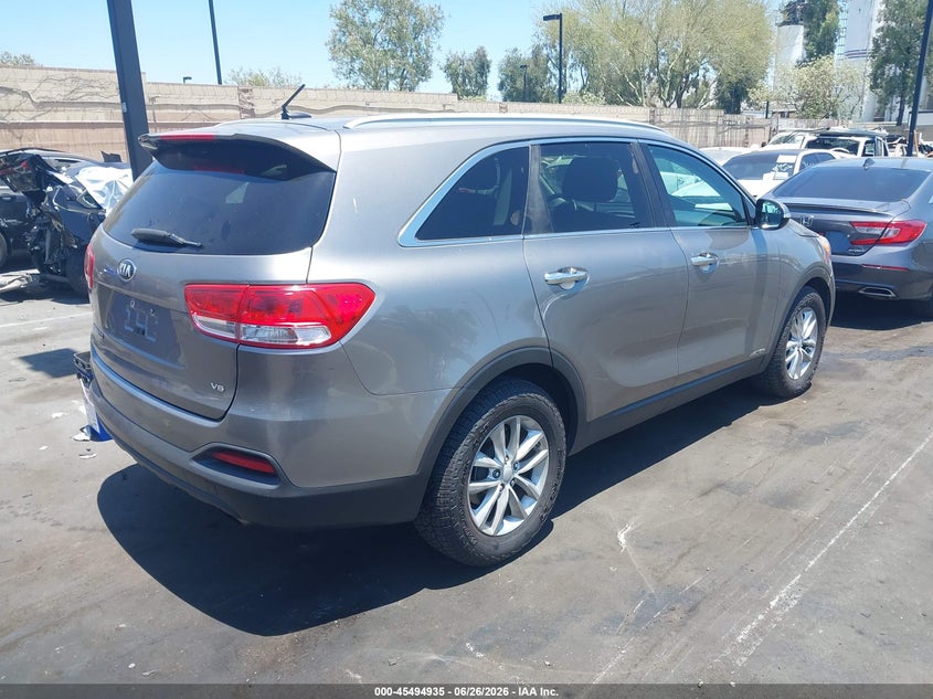 2017 Kia Sorento VIN 5XYPGDA57HG196083 IAAI salvage auction — LEFT FRONT, Salvage Certificate (California), sold $1,400 on 2026-07-17 (photo 4)
