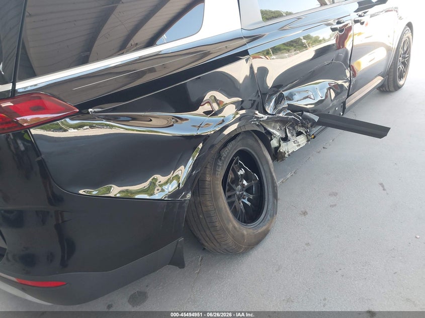 2022 Kia Carnival VIN KNDNB4H32N6156339 IAAI salvage auction — RIGHT REAR, Certificate Of Destruction (Florida), sold $5,600 on 2026-07-29 (photo 6)