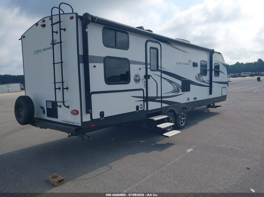 2018 Highland ridge Open range VIN 58TBH0BP7J3UG3286 IAAI salvage auction — ROOF, Salvage (Ohio), sold $3,500 on 2026-07-30 (photo 4)