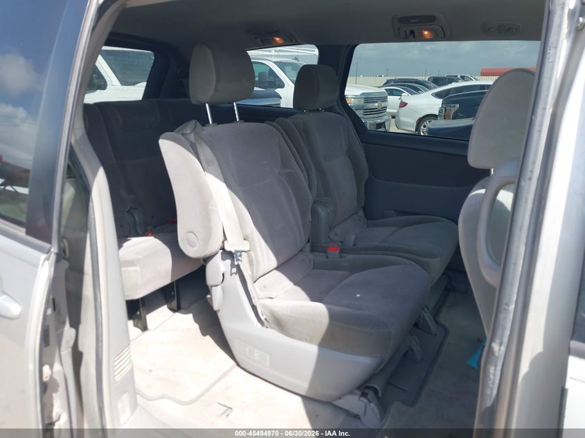 2006 Toyota Sienna VIN 5TDBA23C96S071033 IAAI salvage auction — NORMAL WEAR, Original (Texas), sold $775 on 2026-07-29 (photo 8)