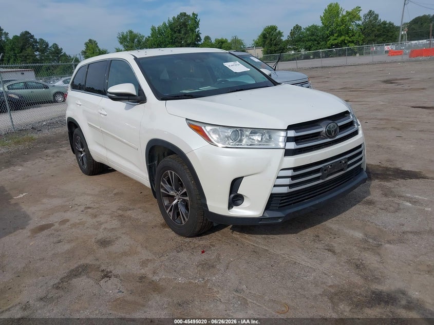 2018 Toyota Highlander VIN 5TDBZRFH3JS913091 IAAI salvage auction — TRANSMISSION, Clear (Virginia), sold $5,625 on 2026-07-31 (photo 1)