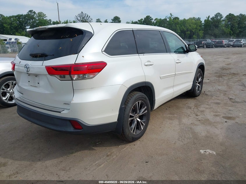 2018 Toyota Highlander VIN 5TDBZRFH3JS913091 IAAI salvage auction — TRANSMISSION, Clear (Virginia), sold $5,625 on 2026-07-31 (photo 4)