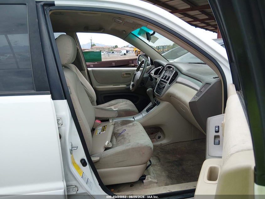 2005 Toyota Highlander VIN JTEEP21A450073055 IAAI salvage auction — NORMAL WEAR, Clear-Dealer Only (Arizona), sold $700 on 2026-07-21 (photo 5)