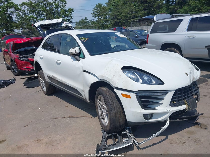 2018 Porsche Macan VIN WP1AA2A5XJLB14965 IAAI salvage auction — REAR END, Mv-907A (New York), sold $1,250 on 2026-07-28 (photo 1)