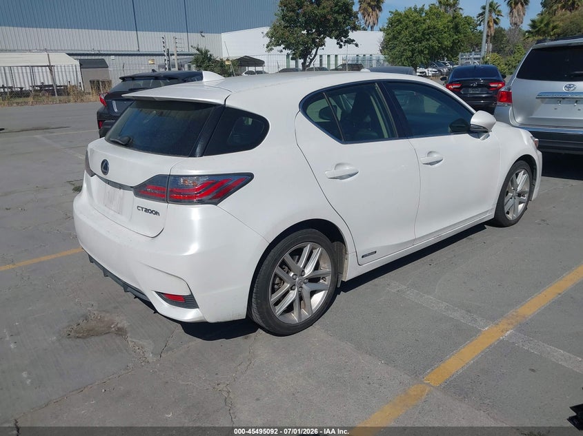 2016 Lexus Ct VIN JTHKD5BH5G2270416 IAAI salvage auction — ENGINE DAMAGE, Salvage (California), sold $1,550 on 2026-07-29 (photo 4)