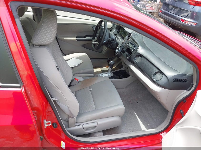 2012 Honda Insight VIN JHMZE2H33CS006207 IAAI salvage auction — NORMAL WEAR, Clear (Virginia), sold $1,250 on 2026-07-09 (photo 5)