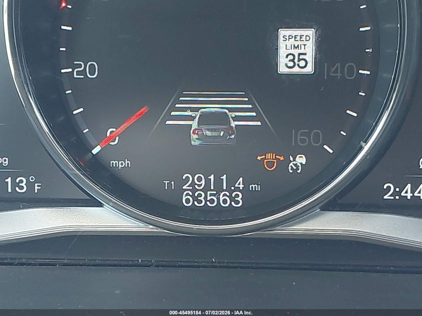 2017 Volvo VIN LYV402TM8HB148990 IAAI salvage auction — FRONT END, Salvage Title, sold $2,450 on 2026-08-01 (photo 7)