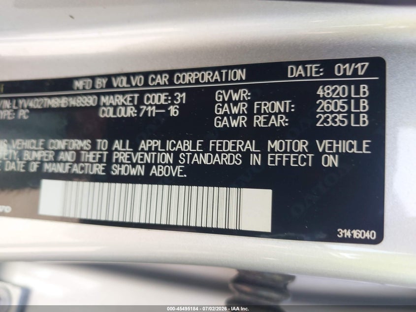2017 Volvo VIN LYV402TM8HB148990 IAAI salvage auction — FRONT END, Salvage Title, sold $2,450 on 2026-08-01 (photo 9)
