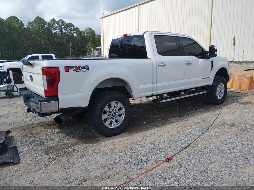 2018 Ford F250 VIN 1FT7W2BT8JEB47171 IAAI salvage auction — WATER/FLOOD, Certificate Of Destruction (Louisiana), sold $11,100 on 2026-07-29 (photo 4)