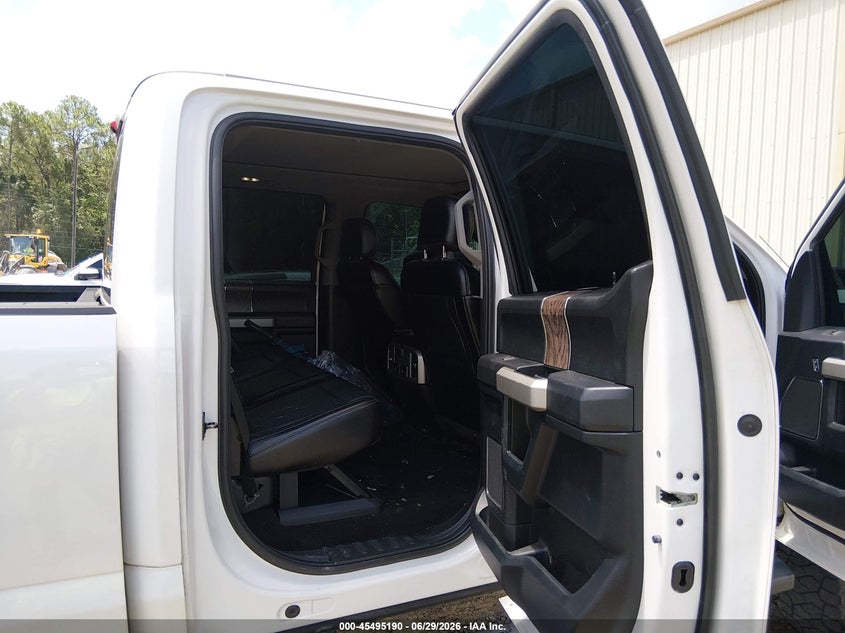 2018 Ford F250 VIN 1FT7W2BT8JEB47171 IAAI salvage auction — WATER/FLOOD, Certificate Of Destruction (Louisiana), sold $11,100 on 2026-07-29 (photo 8)