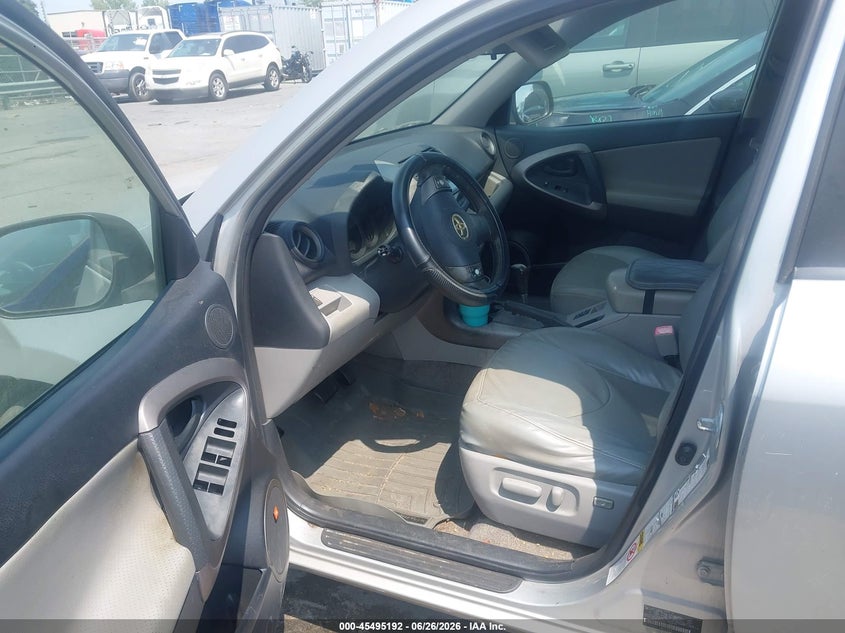 2007 Toyota Rav4 VIN JTMBK31V576025255 IAAI salvage auction — NORMAL WEAR, Clear (Florida), sold $600 on 2026-07-29 (photo 5)