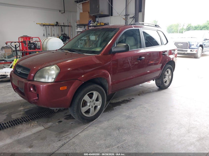 2005 Hyundai Tucson VIN KM8JM12B85U121674 IAAI salvage auction — NORMAL WEAR, Clear (Missouri), sold $550 on 2026-07-13 (photo 2)