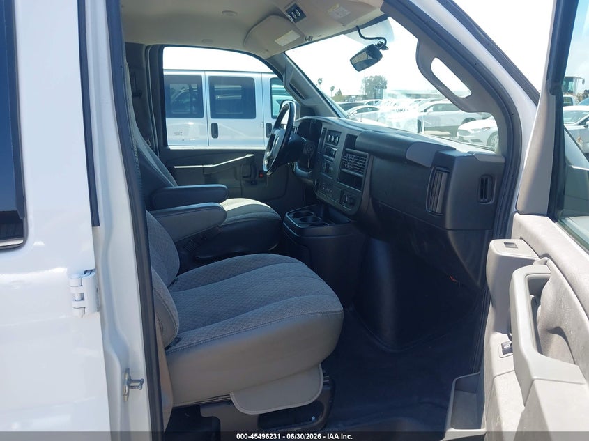 2019 Chevrolet Express 2500 VIN 1GAWGEFG7K1282361 IAAI salvage auction — REAR END, SF97 (California), sold $15,900 on 2026-08-25 (photo 5)