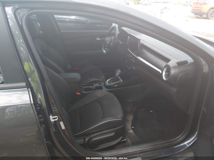 2023 Kia Forte VIN 3KPF54AD3PE642718 IAAI salvage auction — FRONT END, Wait Title, sold $4,425 on 2026-08-22 (photo 5)