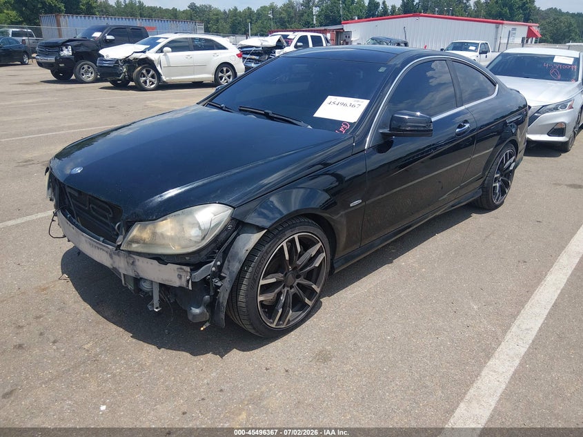 2013 Mercedes-benz C-klasse VIN WDDGJ4HB0DG116374 IAAI salvage auction — FRONT END, Salvage (Mississippi), sold $2,200 on 2026-07-30 (photo 2)