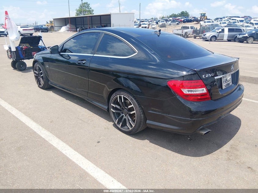 2013 Mercedes-benz C-klasse VIN WDDGJ4HB0DG116374 IAAI salvage auction — FRONT END, Salvage (Mississippi), sold $2,200 on 2026-07-30 (photo 3)