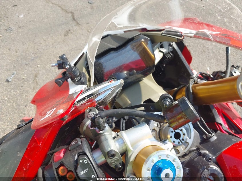 2023 Ducati Panigale VIN ZDMDAGZW7PB005102 IAAI salvage auction — FRONT & REAR, Mv-907A (New York), sold $525 on 2026-07-21 (photo 7)