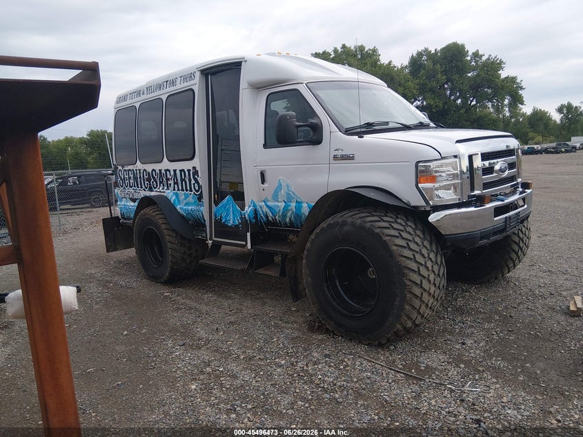 2013 Ford E-350 VIN 1FDWE3FSXDDB27547 — IAAI salvage auction photo