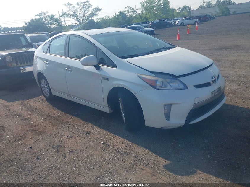 2013 Toyota Prius VIN JTDKN3DP1D3037713 IAAI salvage auction — NORMAL WEAR, Clear (New York), sold $4,050 on 2026-07-07 (photo 1)