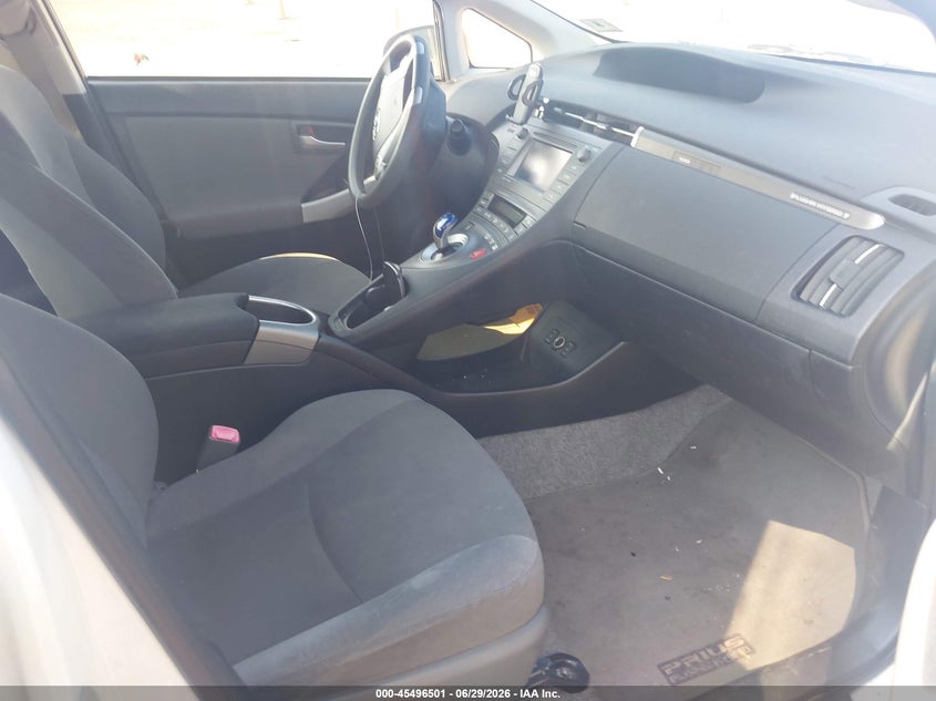 2013 Toyota Prius VIN JTDKN3DP1D3037713 IAAI salvage auction — NORMAL WEAR, Clear (New York), sold $4,050 on 2026-07-07 (photo 5)