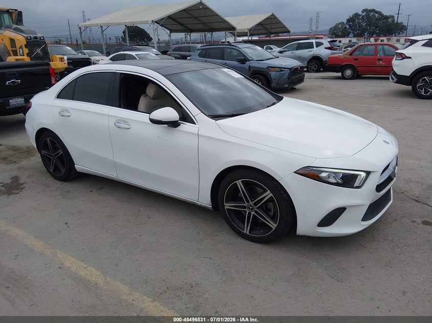 2022 Mercedes-benz A-klasse VIN W1K3G4EBXNJ324770 — IAAI salvage auction photo