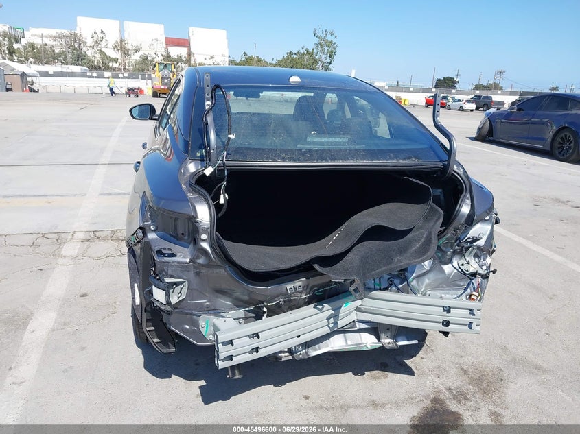 2025 Nissan Sentra VIN 3N1AB8CV4SY409778 IAAI salvage auction — REAR END, Salvage Title, sold $5,100 on 2026-07-18 (photo 6)