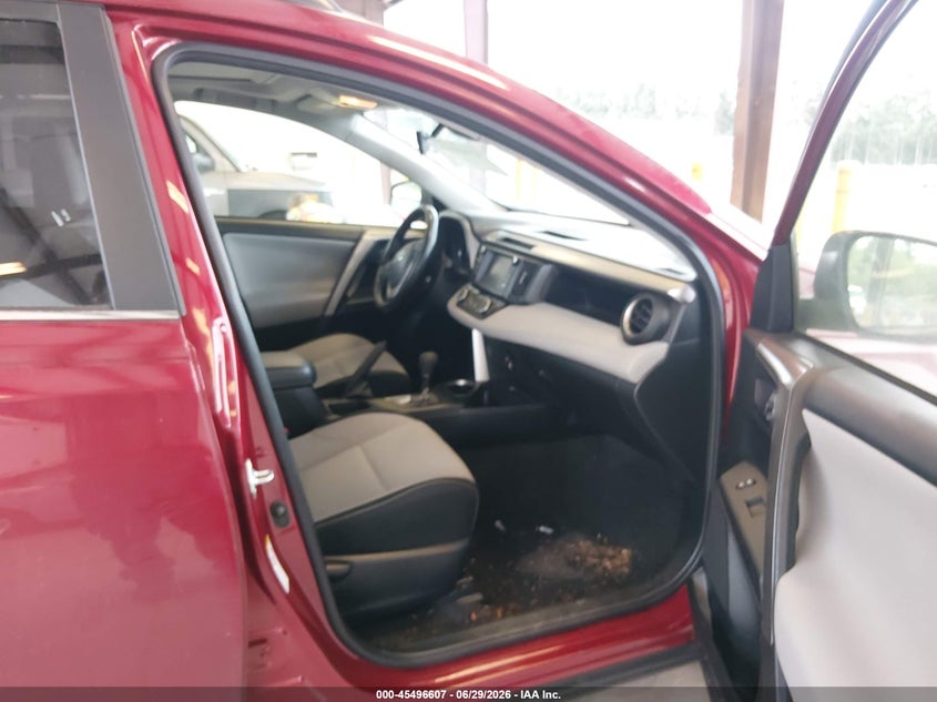 2018 Toyota Rav 4 VIN JTMRJREV8JD238556 IAAI salvage auction — REAR END, Bill Of Sale (Washington), sold $6,075 on 2026-07-29 (photo 5)