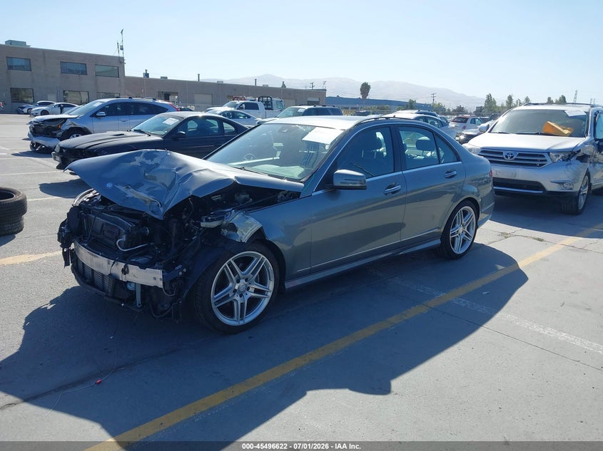 2013 Mercedes-benz C-klasse VIN WDDGF4HB8DR255481 IAAI salvage auction — FRONT END, Salvage (California), sold $1,350 on 2026-07-20 (photo 2)