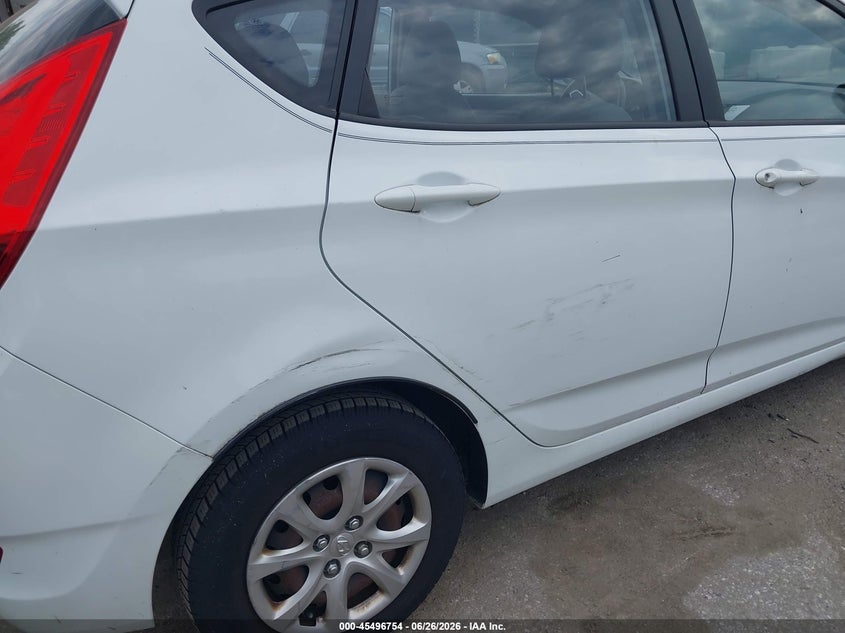 2012 Hyundai Accent VIN KMHCT5AE2CU007925 IAAI salvage auction — NORMAL WEAR, Clear (Maryland), sold $600 on 2026-07-30 (photo 6)