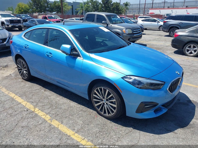 2021 BMW 2er VIN WBA53AK02M7J47527 — IAAI salvage auction photo