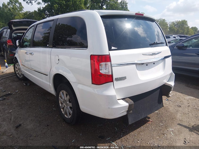 2016 Chrysler Town & country VIN 2C4RC1BG3GR111303 IAAI salvage auction — WATER/FLOOD, Salvage Title, sold $4,150 on 2026-07-31 (photo 3)