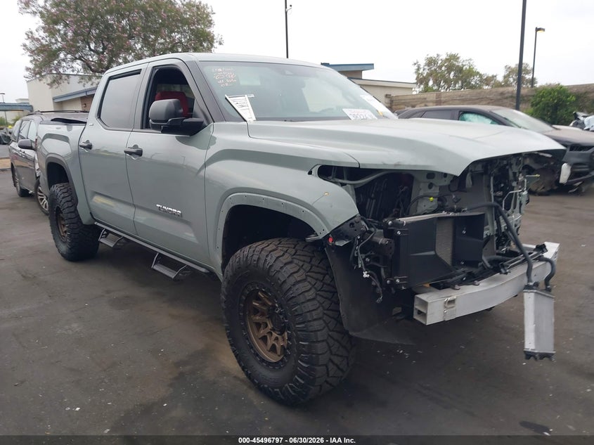 2026 Toyota Tundra VIN 5TFLA5DB4TX356501 IAAI salvage auction — FRONT END, Salvage Title, sold $28,050 on 2026-07-31 (photo 1)