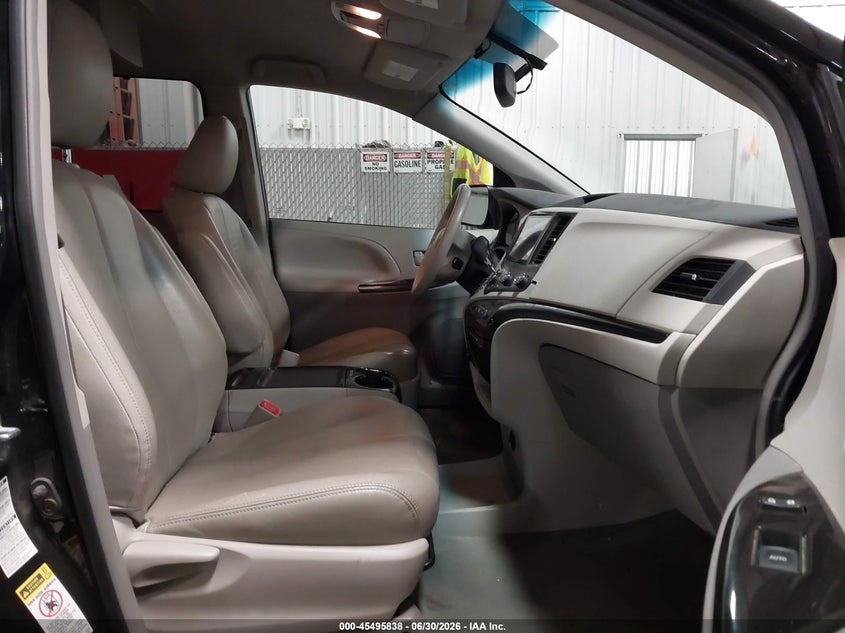 2012 Toyota Sienna VIN 5TDJK3DCXCS042245 IAAI salvage auction — FRONT END, Salvage (Iowa), sold $1,700 on 2026-07-28 (photo 5)