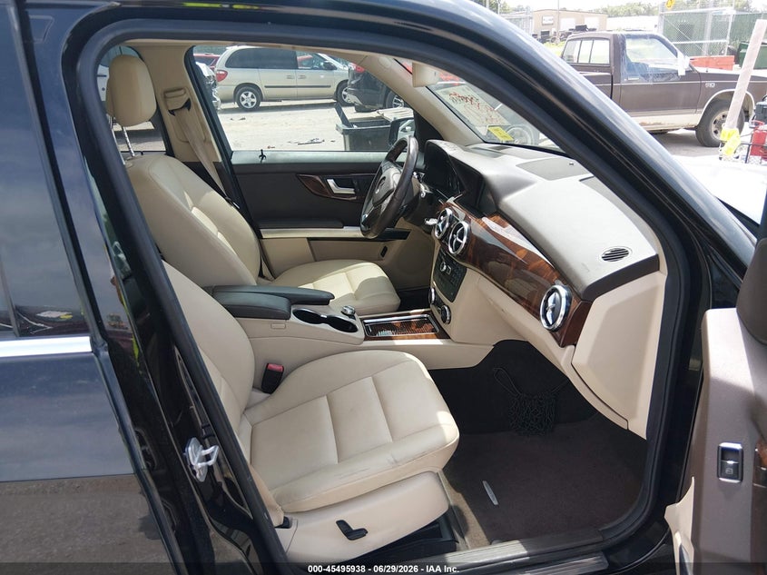 2013 Mercedes-benz Glk-klasse VIN WDCGG8JB7DF987962 IAAI salvage auction — FRONT END, Salvage (Kansas), sold $3,950 on 2026-08-14 (photo 5)