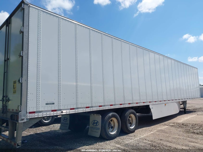 2022 Hyundai translead inc Dry van VIN 3H3V532K0NJ143076 IAAI salvage auction — SIDE, Salvage (California), sold $5,100 on 2026-07-29 (photo 4)