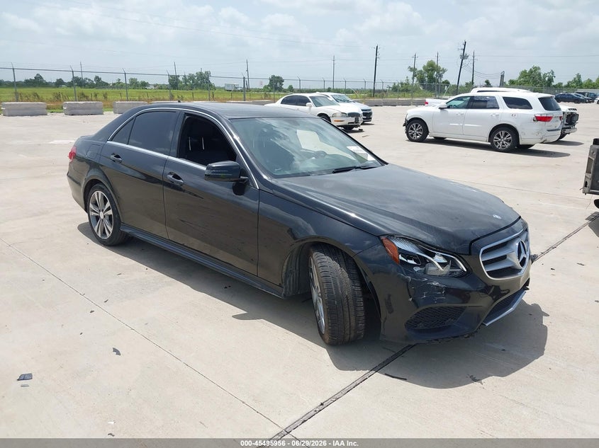 2014 Mercedes-benz E-klasse VIN WDDHF5KB2EB015940 IAAI salvage auction — FRONT END, Salvage (Texas), sold $1,400 on 2026-07-31 (photo 1)