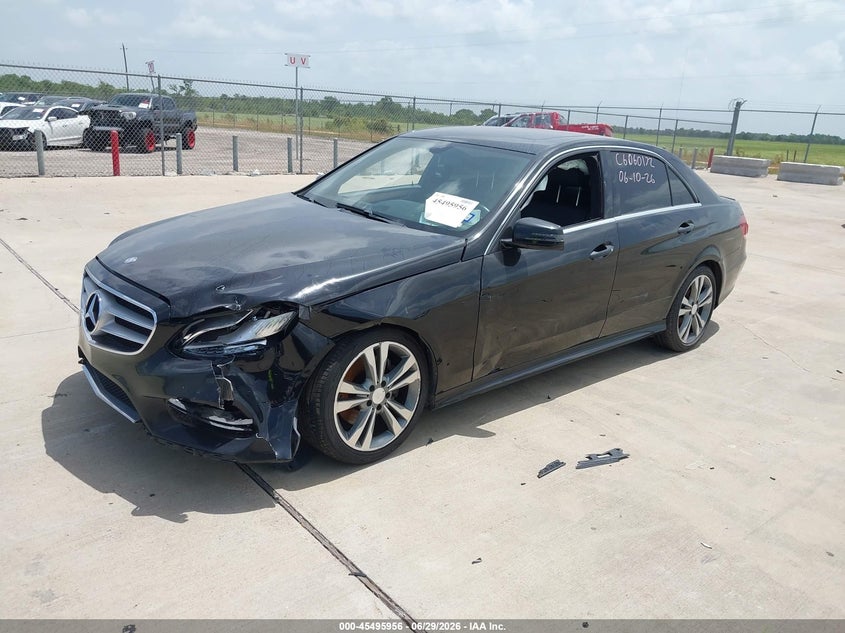 2014 Mercedes-benz E-klasse VIN WDDHF5KB2EB015940 IAAI salvage auction — FRONT END, Salvage (Texas), sold $1,400 on 2026-07-31 (photo 2)