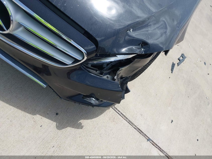 2014 Mercedes-benz E-klasse VIN WDDHF5KB2EB015940 IAAI salvage auction — FRONT END, Salvage (Texas), sold $1,400 on 2026-07-31 (photo 6)