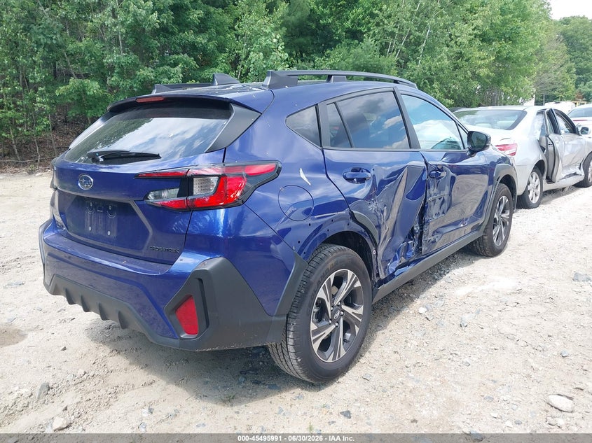 2026 Subaru VIN 4S4GUHD66T3700023 IAAI salvage auction — SIDE, Salvage Title, sold $8,300 on 2026-07-28 (photo 4)