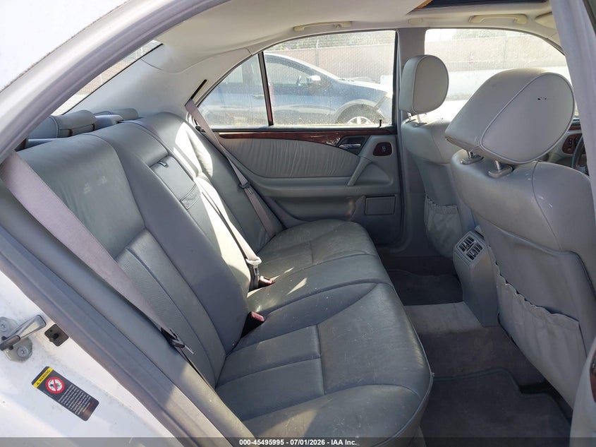 1999 Mercedes-benz E-class VIN WDBJF65H5XA951771 IAAI salvage auction — NORMAL WEAR, Clear - Dealer Only (California), sold $300 on 2026-07-13 (photo 8)