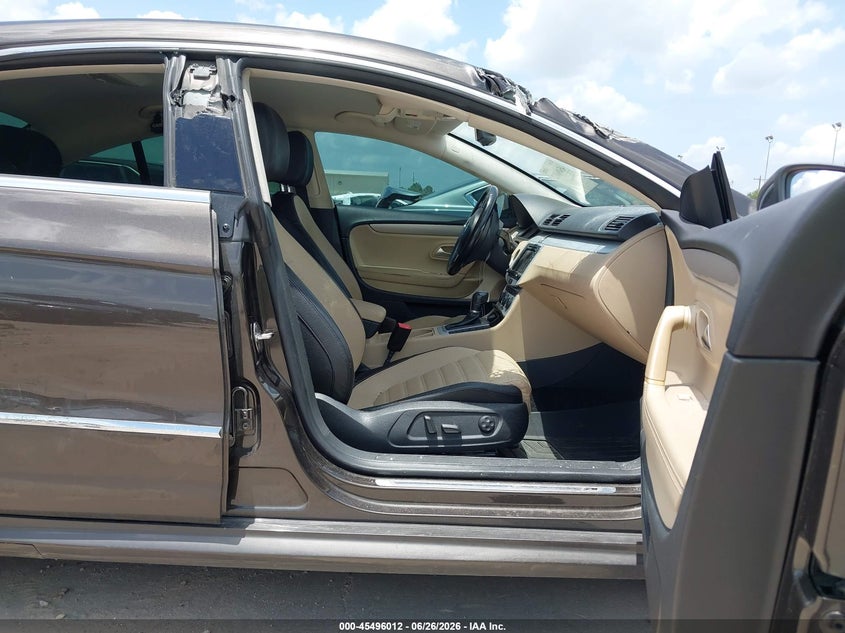 2016 Volkswagen Passat cc VIN WVWBN7AN7GE504104 IAAI salvage auction — RIGHT SIDE, Salvage (Texas), sold $925 on 2026-07-16 (photo 5)
