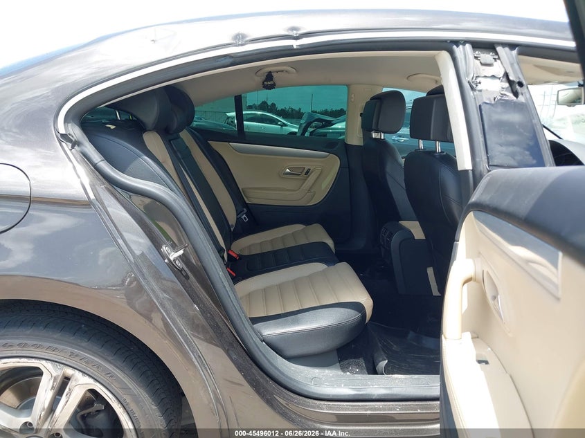 2016 Volkswagen Passat cc VIN WVWBN7AN7GE504104 IAAI salvage auction — RIGHT SIDE, Salvage (Texas), sold $925 on 2026-07-16 (photo 8)