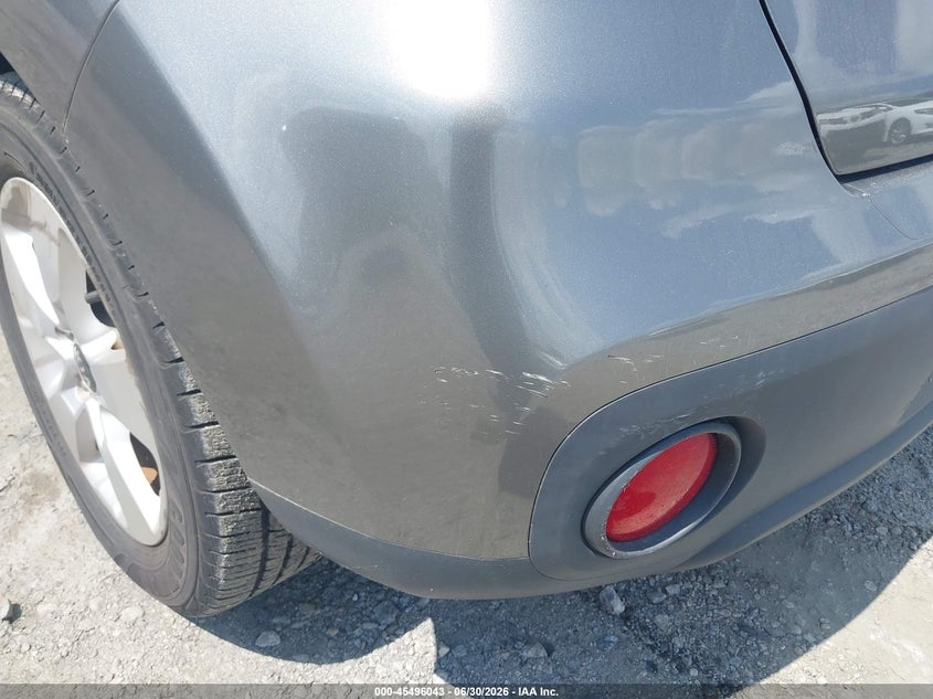2018 Kia Soul VIN KNDJN2A21J7567053 IAAI salvage auction — NORMAL WEAR, Original (Kentucky), sold $1,700 on 2026-07-10 (photo 6)