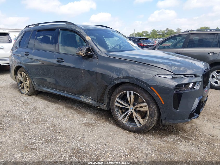 2026 BMW X7 VIN 5UX33EM01T9300057 — IAAI salvage auction photo
