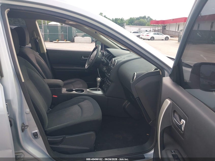 2015 Nissan Rogue VIN JN8AS5MV1FW254649 IAAI salvage auction — NORMAL WEAR, Clear (Maryland), sold $925 on 2026-07-09 (photo 5)